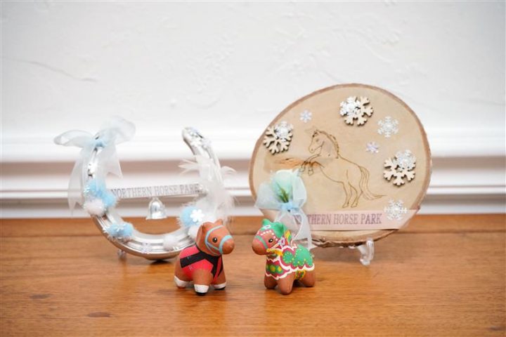 白樺ホースクラフト体験